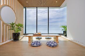 Sala Danang Beach Hotel