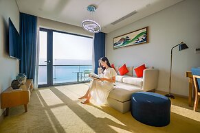 Sala Danang Beach Hotel