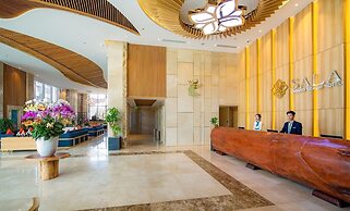 Sala Danang Beach Hotel