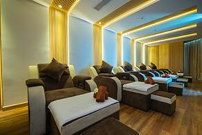 Sala Danang Beach Hotel