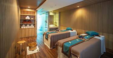 Sala Danang Beach Hotel