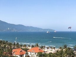 Sala Danang Beach Hotel