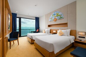 Sala Danang Beach Hotel