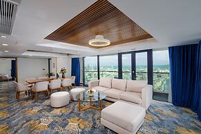 Sala Danang Beach Hotel