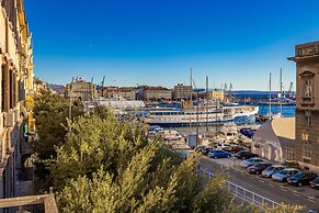 Apartments Molo Longo