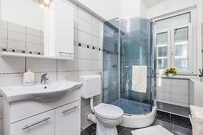 Apartments Molo Longo