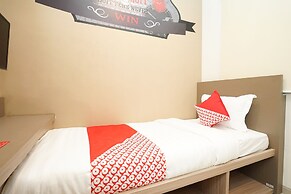 Super OYO Capital O 614 Graha 8 Syariah