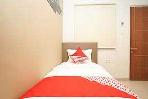 Super OYO Capital O 614 Graha 8 Syariah