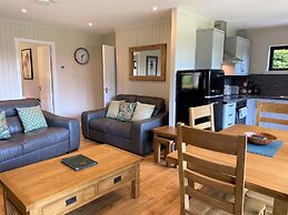 Birch Lodge 21 With Hot Tub, Newton Stewart