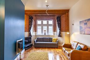 Luxury Apt No 1 - Two Bed Apartment