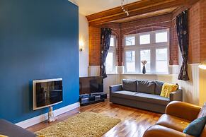 Luxury Apt No 1 - Two Bed Apartment