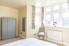 Luxury Apt No 1 - Two Bed Apartment