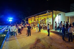 The Gallery Hotel Nai Harn