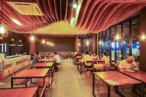 The Gallery Hotel Nai Harn