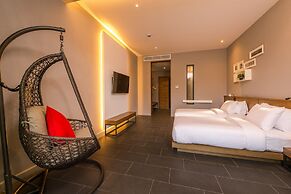 The Gallery Hotel Nai Harn