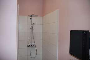 Montreuil Appart Holidays SAS
