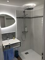 Montreuil Appart Holidays SAS