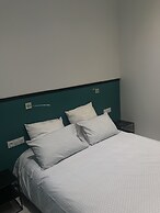 Montreuil Appart Holidays SAS