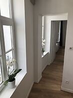 Montreuil Appart Holidays SAS