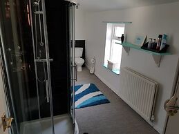 Relaxing 2-bed House Guisborough - Sofabed Option