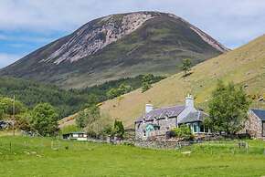 Craigeanie Farmhouse