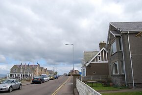 Beachview Holiday Flat 2