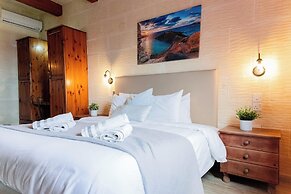 Villa Savona 3 Bedroom Villa With Private Pool