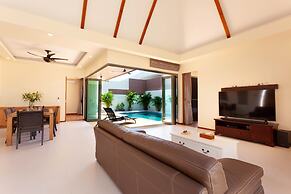 Tropical Bliss at Boutique Villa Sequoia