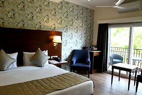 Mastiff Villa Camellia - A Tea Estate Hotel