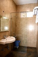 Mastiff Villa Camellia - A Tea Estate Hotel