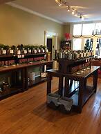 Treadwell Inn