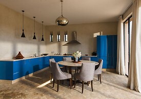 L' Amandier Hotel & Villas