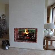 L' Amandier Hotel & Villas