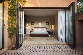 L' Amandier Hotel & Villas