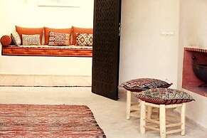 L' Amandier Hotel & Villas