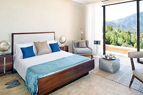 L' Amandier Hotel & Villas