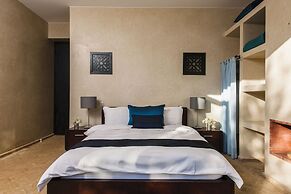 L' Amandier Hotel & Villas