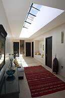 L' Amandier Hotel & Villas