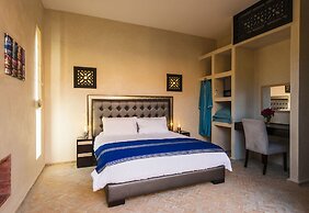 L' Amandier Hotel & Villas