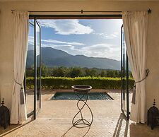 L' Amandier Hotel & Villas