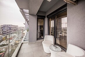 Luxury Penthouse Plaza Residence P1