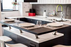 Luxury Penthouse Plaza Residence P1