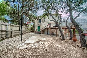 All Decked Out Cl 2232 3 Bedroom Home by RedAwning