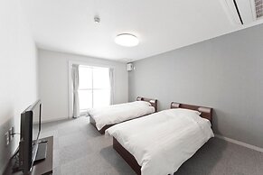 Shin-Okubo International Hotel