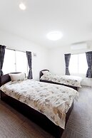 Shin-Okubo International Hotel