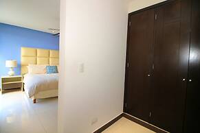 Downtown Apartment Oasis 12
