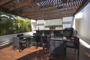 Downtown Apartment Oasis 12