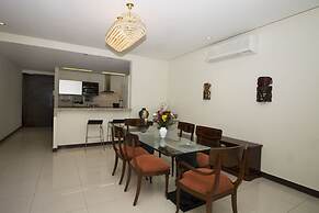 Downtown Apartment Oasis 12