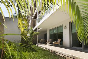 Downtown Apartment Oasis 12