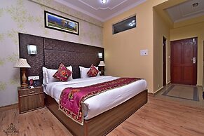 Hotel The Grand Mamta